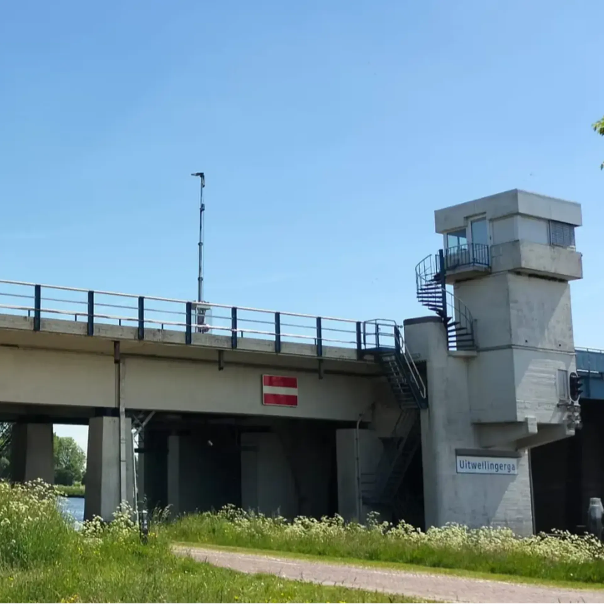 Fryske brêgen: Den Haag moat no trochpakke