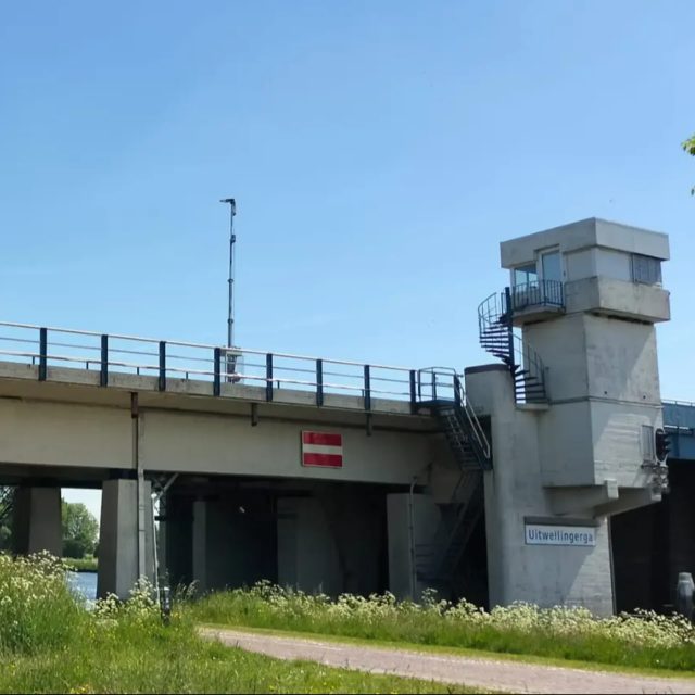 Fryske brêgen: Den Haag moat no trochpakke