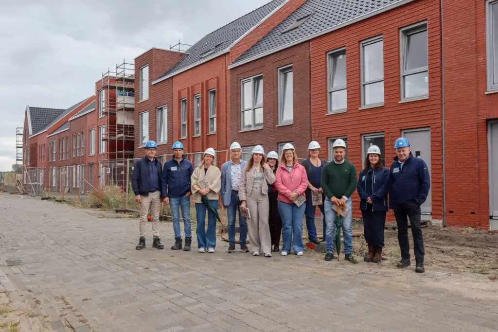 Werkbezoek Provinciaal Belang Fryslân aan VDM Woningen